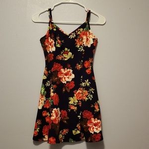 Navy blue floral dress w/ adjustable straps